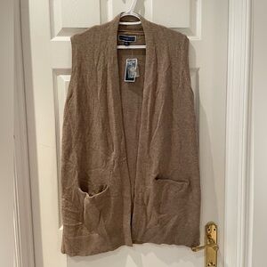 Brown sleeveless cardigan
